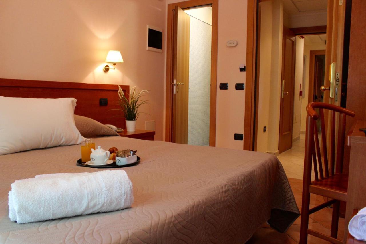 Depandance Hotel Jole Чезенатико Экстерьер фото